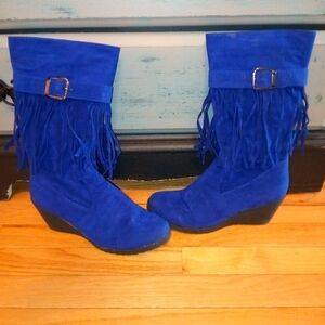 Women's boots size 8